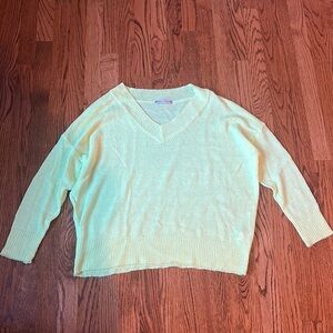 Fox + Hawk Woman’s Neon Yellow Sweater Size M/L